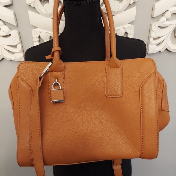 Camel Lock Purse - Picture 1 of 1